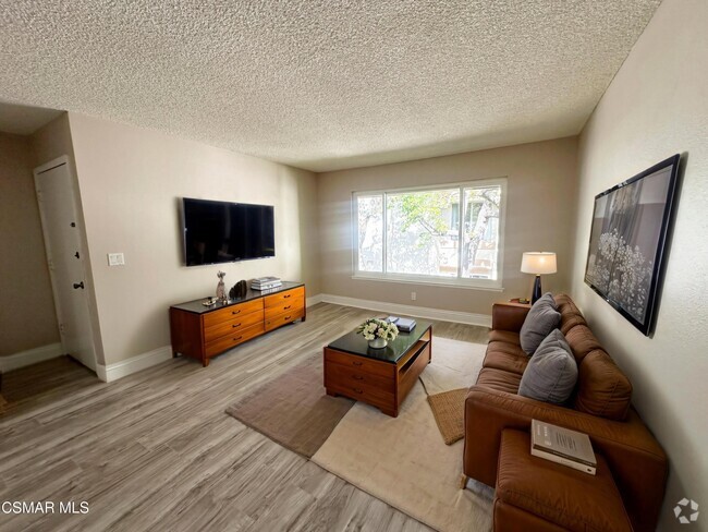Building Photo - 2410 Bolker Dr Rental
