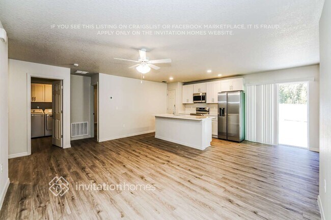 Photo - 120 Foster Ln