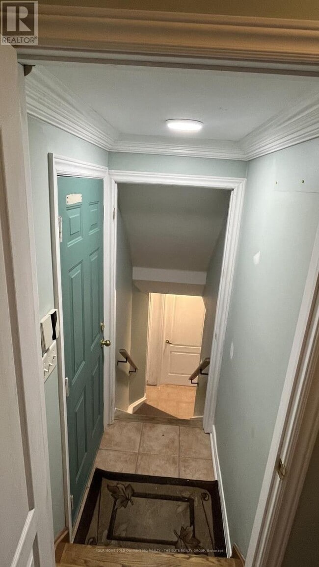 Photo - 168 Sail Crescent