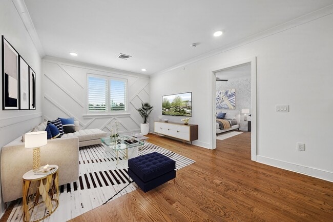 139 Sherman Pl Unit 504