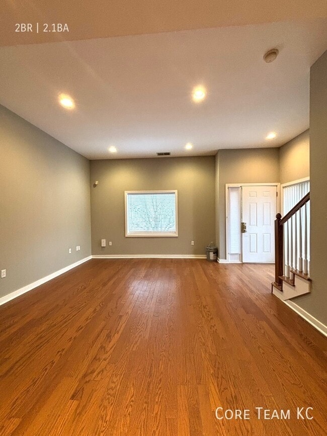 Photo - 2911 Cherry St Unidad 613