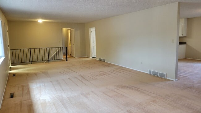 Photo - 4 Bed 2.5 Bath with A/C - Available Now!