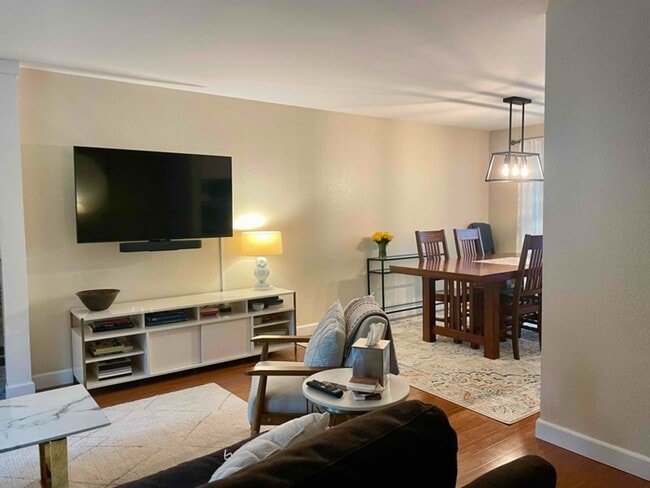 Photo - 12642 NE 109th St