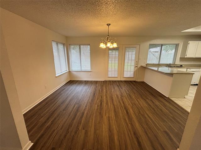 Photo - 2514 Livingston Ln