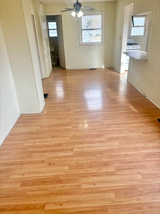 Photo - 3417 Snow Rd