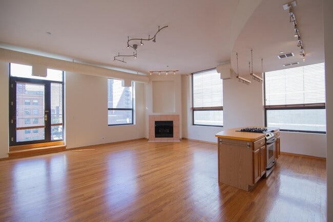 Photo - 910 S Michigan Ave Unit 511