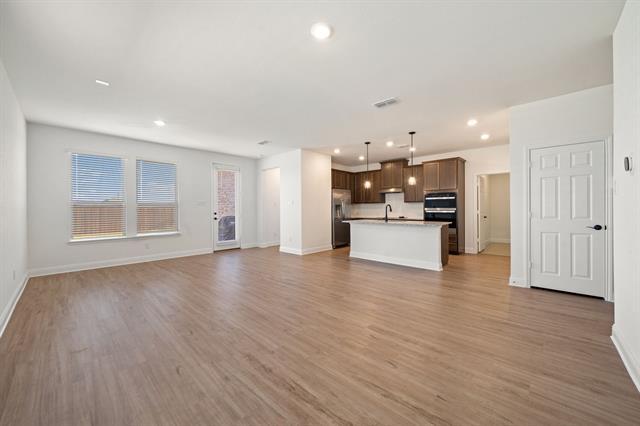 949 Brock Dr