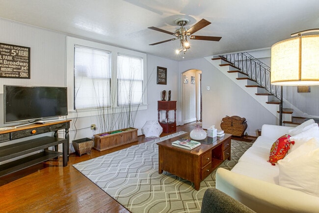 Building Photo - 1100 Crete St Unit SI ID1600664P