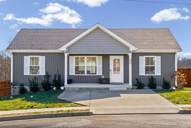 Photo - 3 Bedroom 2 Full Bath Home For Rent near Post!