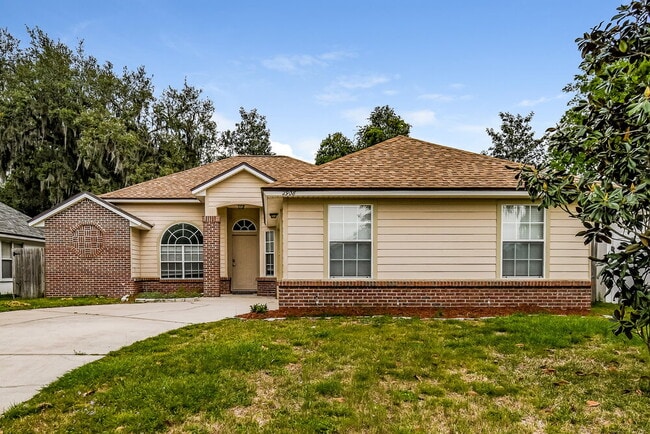Building Photo - 2908 Majestic Oaks Ln