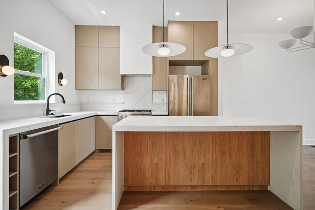 Photo - 1570 Flat Shoals Rd SE