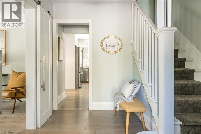 Photo - 3 Oakwood Pl