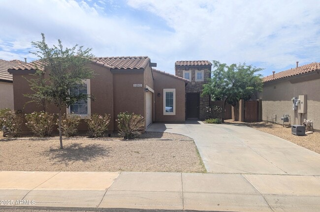 Building Photo - 14841 W Desert Hills Dr