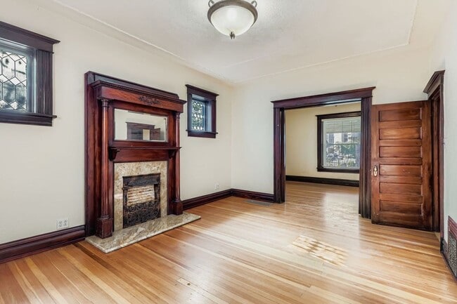 Photo - Beautiful 3 bedroom home!