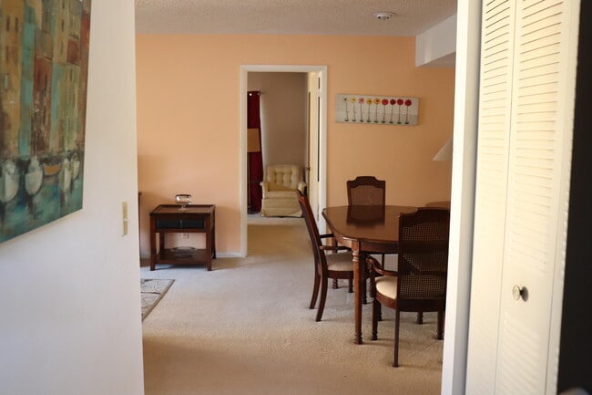 Photo - 87 Capri B Unit B