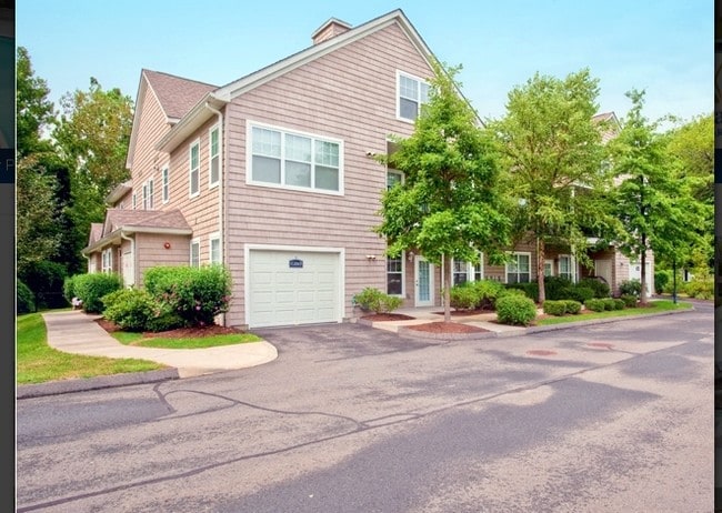 Building Photo - Everly Darien Rental