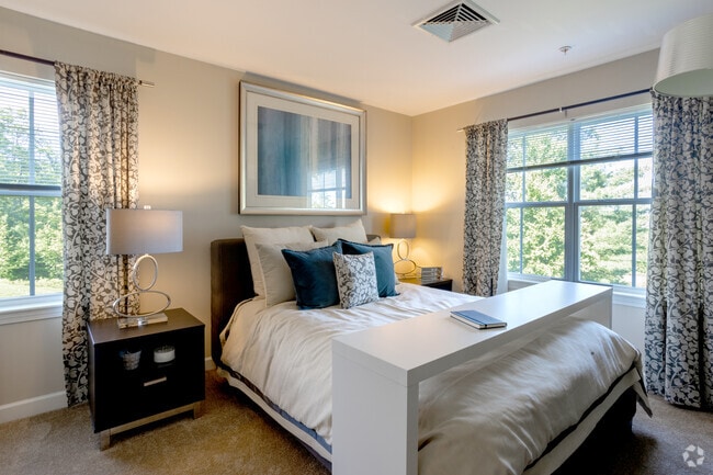 Princeton - 1BR, 1BA, 649sf