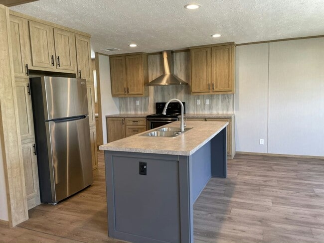 Photo - 435 Misty Ln