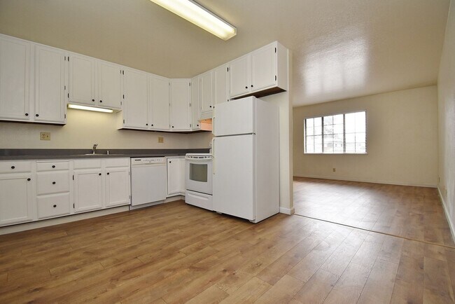 Photo - COMING SOON! |  $2,390 / 2 BR - CONVENIENT CASTRO VALLEY LIVING: CONDO WITH GARAGE, STORAGE & PLA...