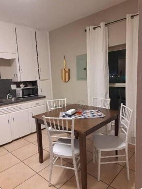 Photo - 110 Carolyn St Unit 4