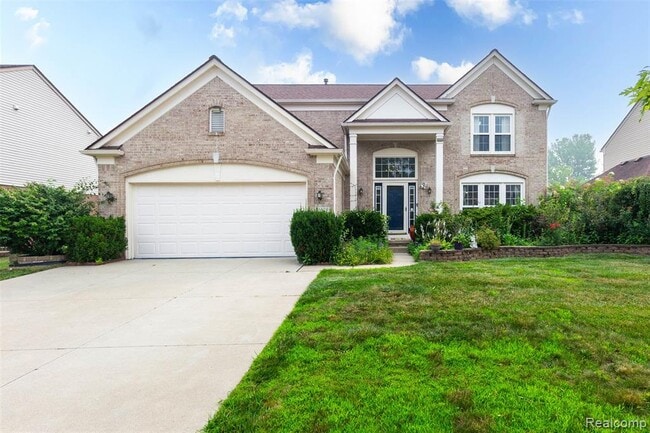 Building Photo - 45520 Morningside Dr