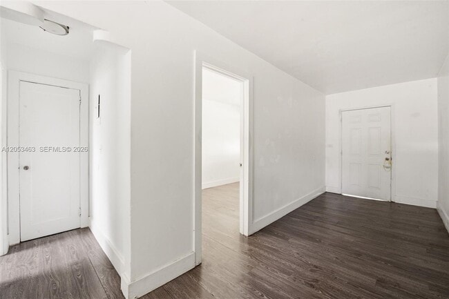 Photo - 7410 NW Miami Pl Unit 7414