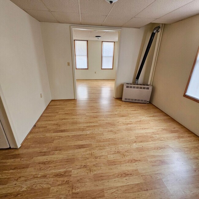 Photo - 1 Bedroom Apartment on First Floor! Unit 409 George Street A
