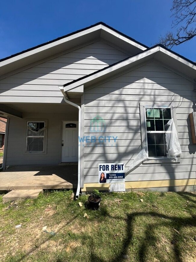 Photo - 9511 Laneyvale Ave