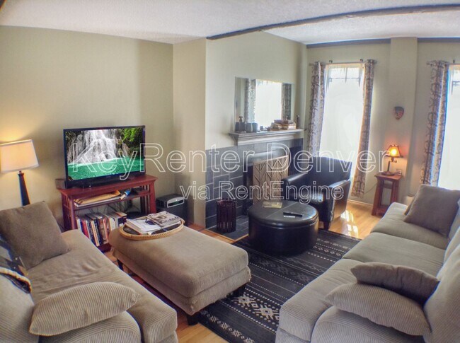 Building Photo - 2606 W River Dr Rental