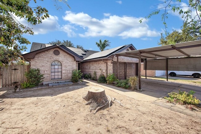 Photo - 2316 Pin Oak Rd