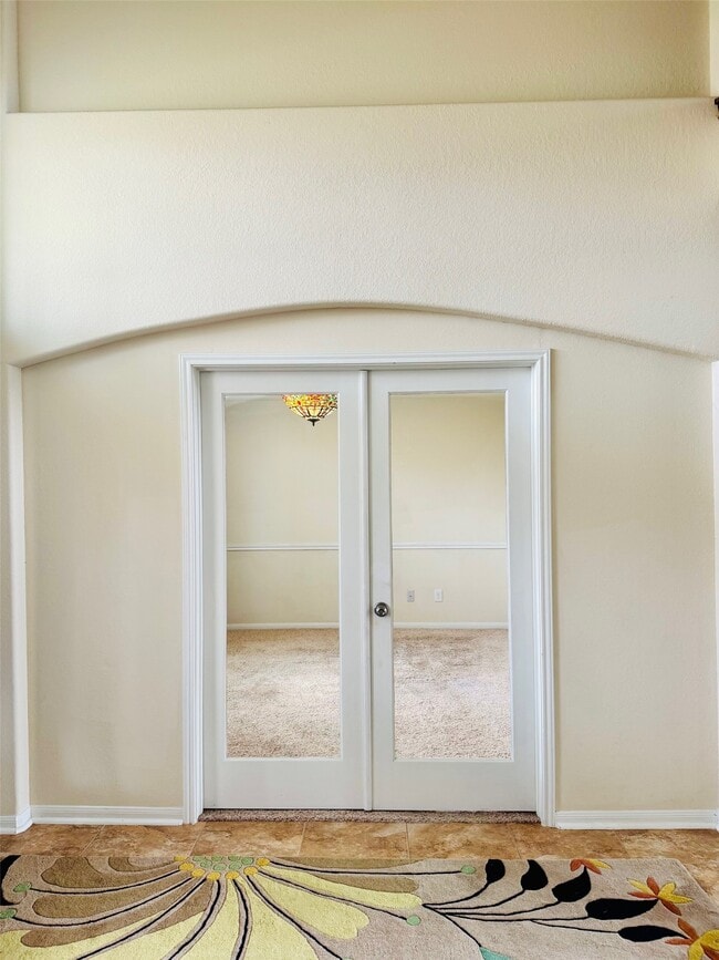 Photo - 10002 Nathans Cove