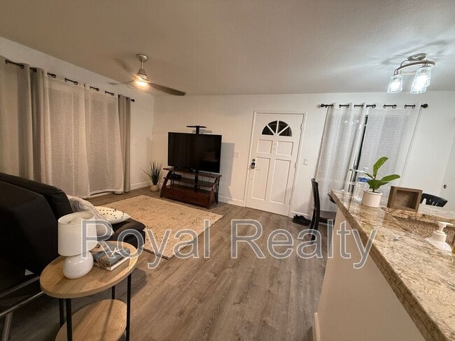 Photo - 480 Kenolio Rd Unidad #15-201 Rental