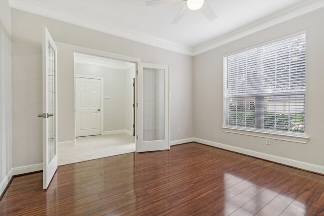 Photo - 12611 Brookfield Park