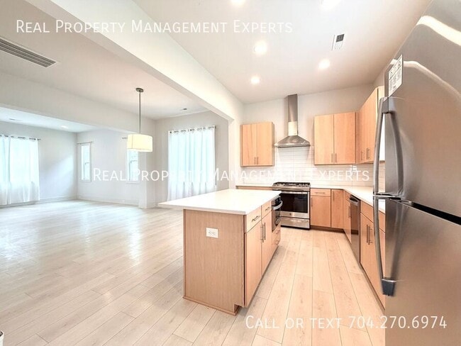 Photo - 4115 Merlane Dr