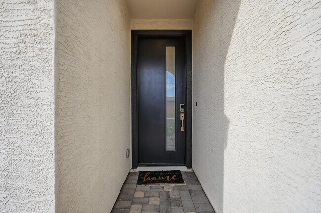 Photo - 641 S Davidson Ln