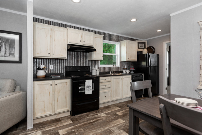 Hillcrest Crossings - Hillcrest Crossings Apartments