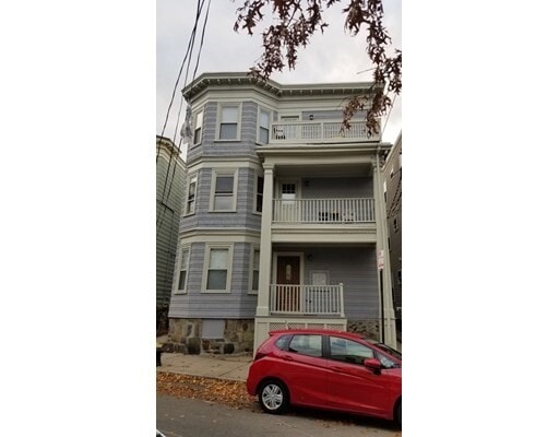 Building Photo - 106 Chester St Unit #2,