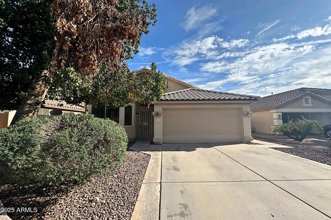 Photo - 489 E Redondo Dr House