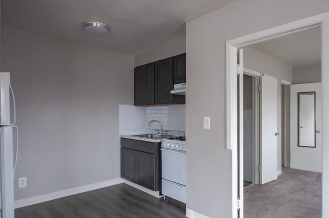 Building Photo - Loretto 7828 Rental
