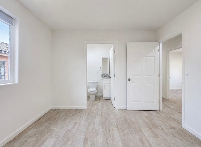 Photo - 216 E Belle Ave Unit 216 E Belle Ave A
