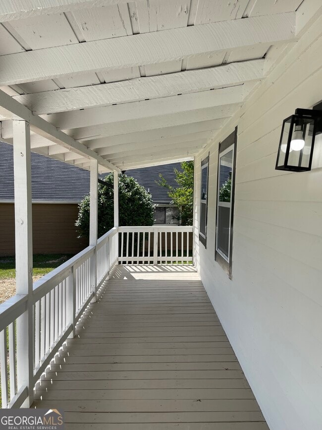 Photo - 235 Deerfield Dr