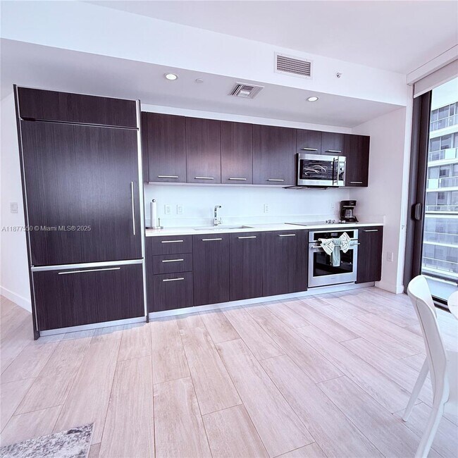 Photo - 55 SW 9th St Unit 3903