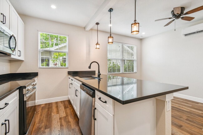 Photo - Casa Nina Apartments