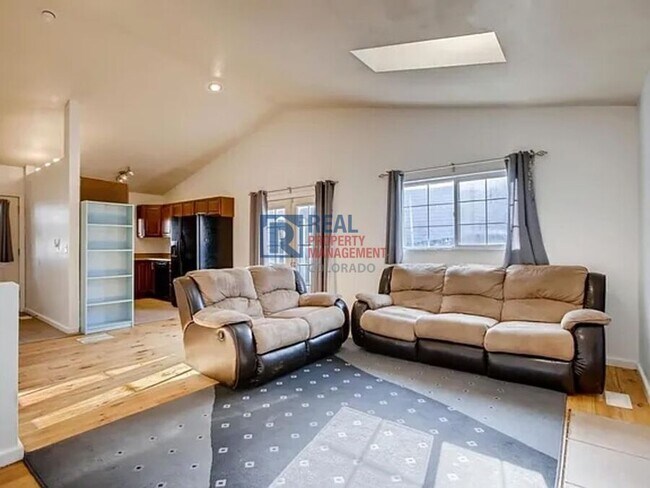 Photo - 2597 Fairplay St