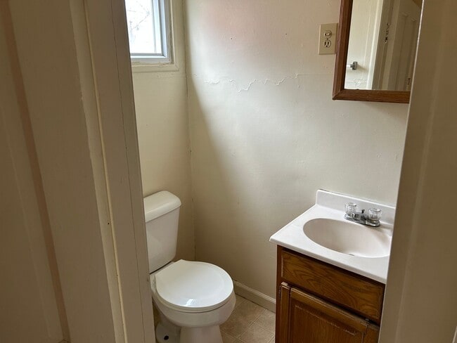 Photo - 741 S Noble St