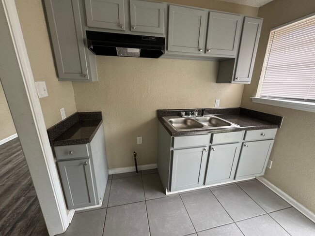 Photo - 87 Eastview Dr