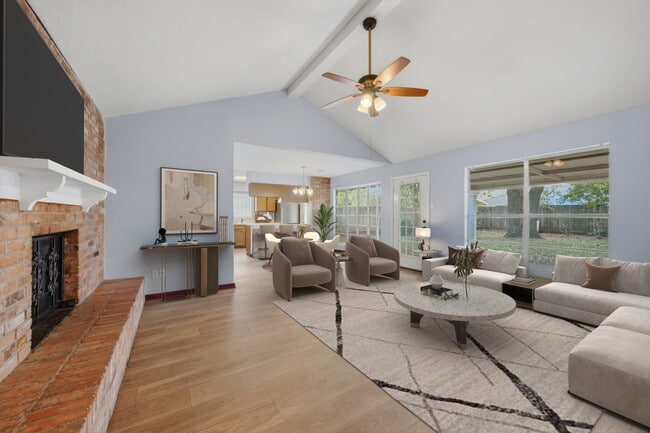 Photo - 7015 Pella Dr