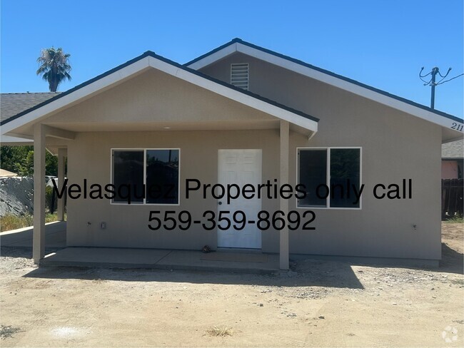 Building Photo - 211 W Orange Ave Rental