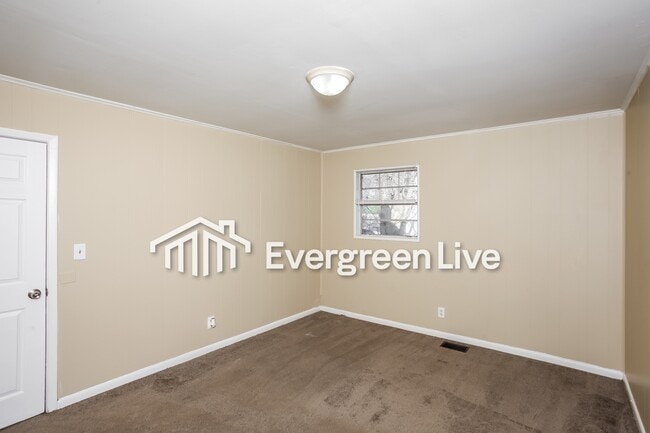 Photo - 431 Hudson Ave