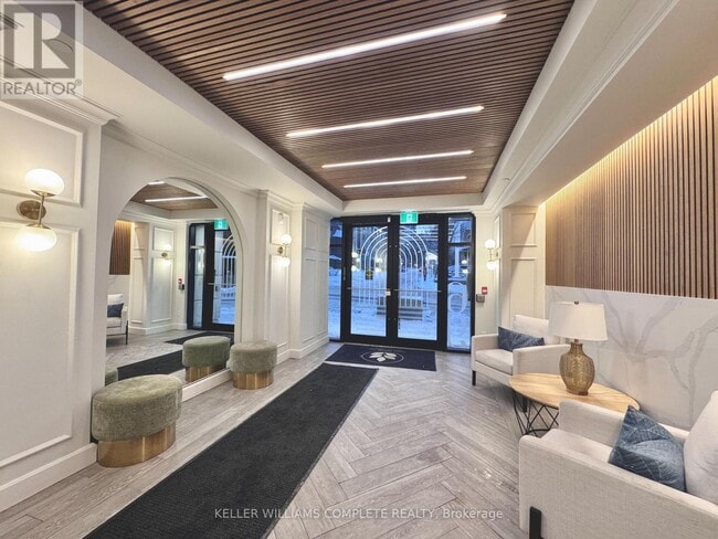 Photo - 169 James St S Unité 401